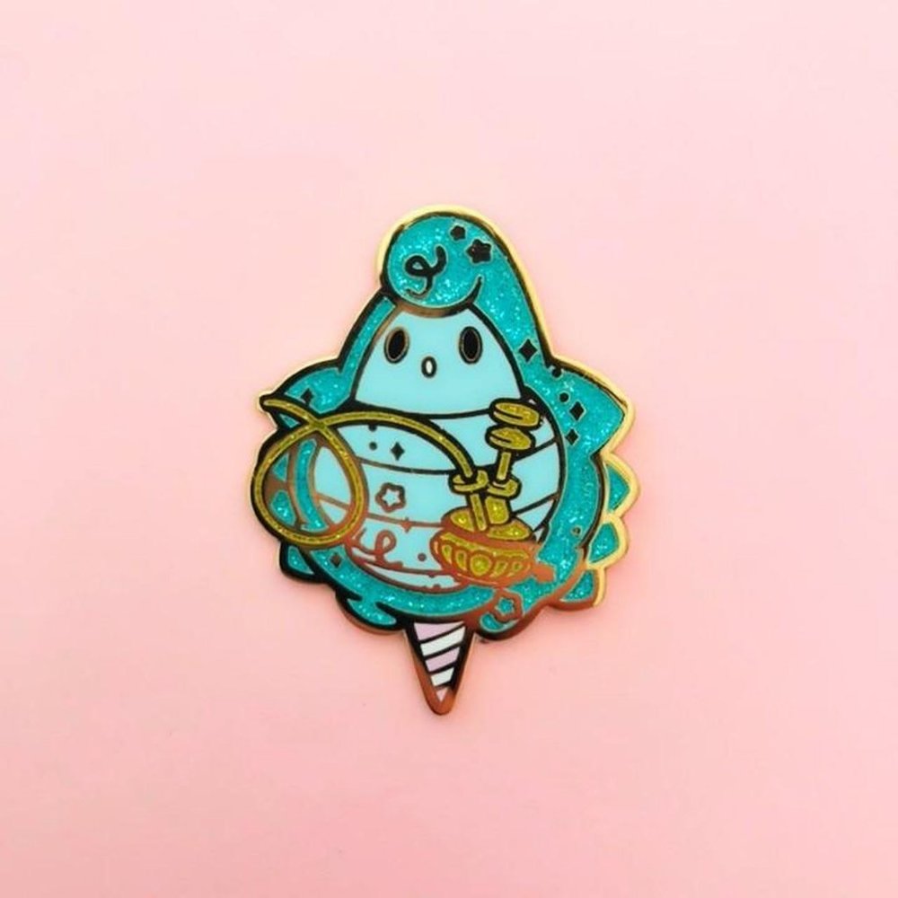 A Grade Caterpillar Cotton Candy Alice in Wonderland Sharodactyl Pin